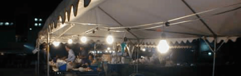 テントへ取り付けた提灯コード 好評レンタル中